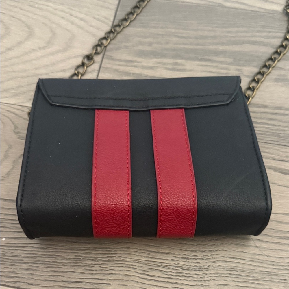 Harry Potter Black and Red Crossbody Bag - Picture 3 of 6